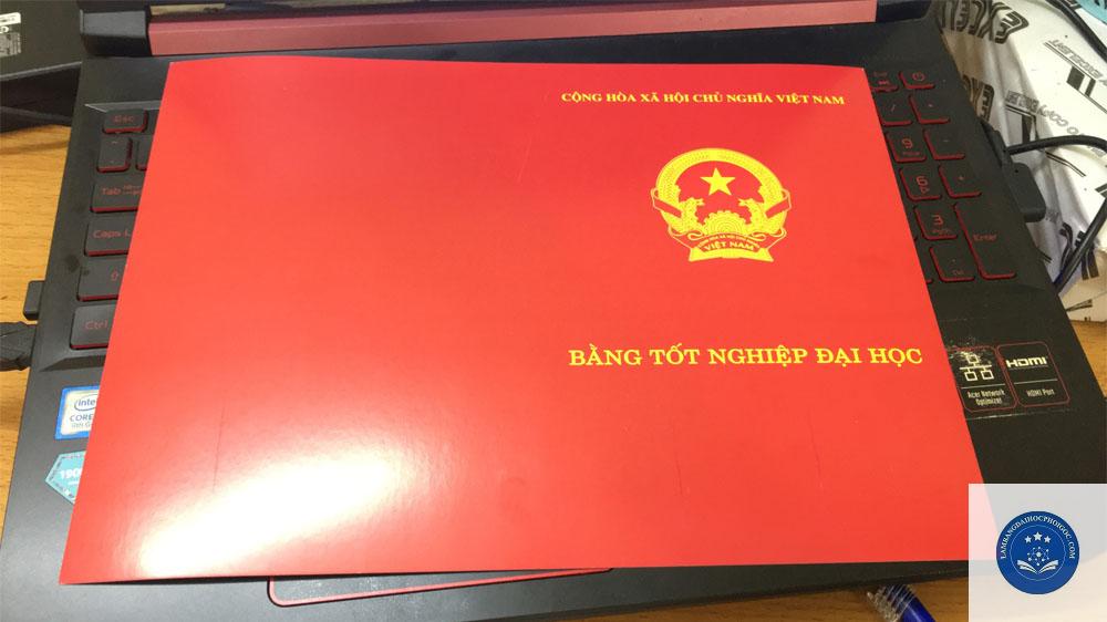 Làm bằng đại học