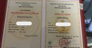 bằng đại học dùng bản photo được không